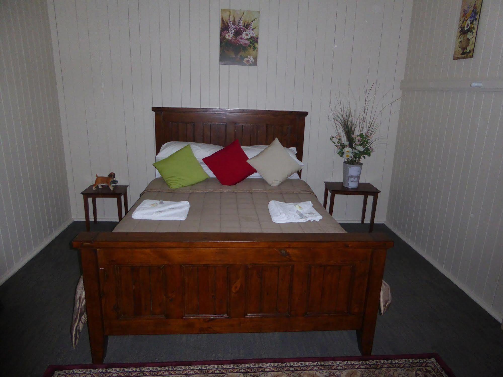Exchange Hotel Toogoolawah Eksteriør billede